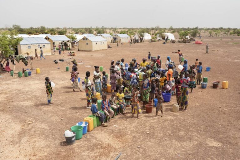 Burkina Faso: un massacre djihadiste laisse plus de cent morts et de nombreux blessés à barsalogho