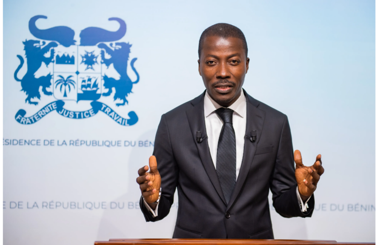 Affaire Kemi Seba : le gouvernement béninois détaille les charges et sollicite son extradition