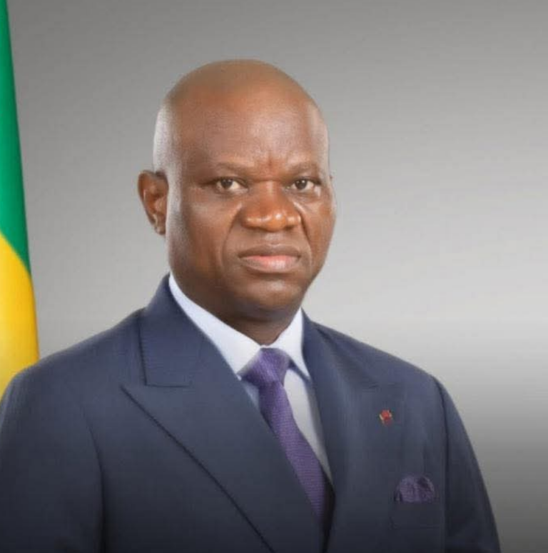 Gabon : l&rsquo;interdiction des pseudonymes sur les réseaux sociaux suscite un vif débat