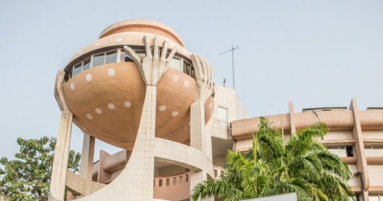 La tentative de coup d&rsquo;état déjouée au Bénin relance le débat sur la succession de Patrice Talon