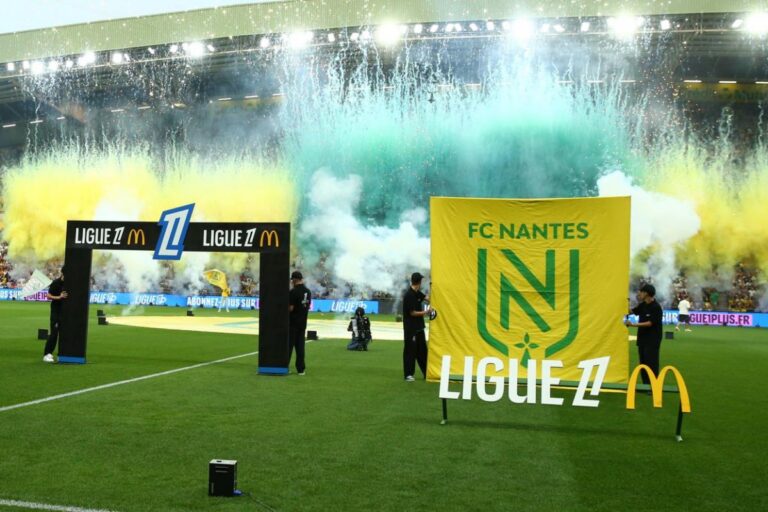 Lourde sanction pour le FC Nantes : un match à huis clos à la Beaujoire