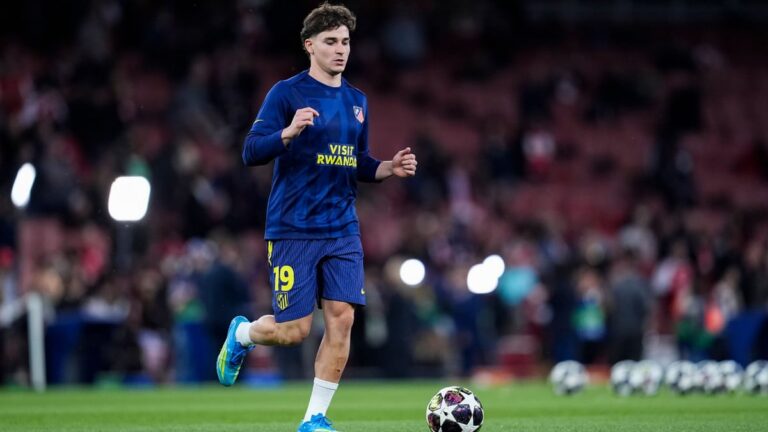 Transfert de Julian Alvarez : la stratégie du Psg pour sécuriser l&rsquo;attaquant argentin