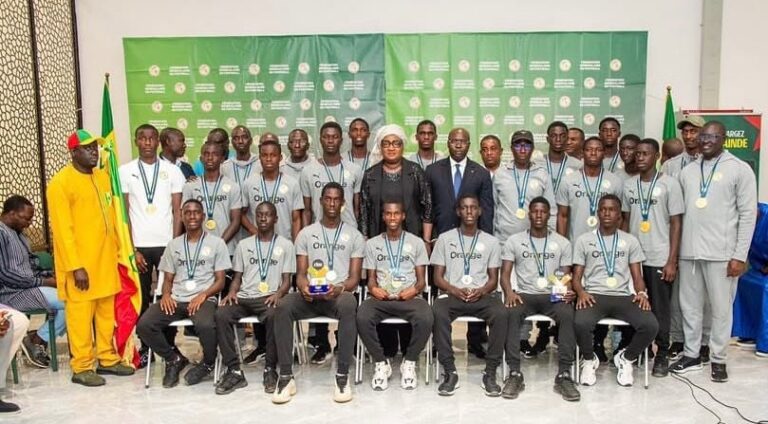 Lionceaux u15 : la fsf éclaire sur la prime de 100 000 fcfa attribuée aux champions