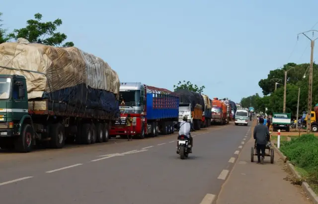 Discussions en cours entre délégations du Niger et du Bénin pour la réouverture de leur frontière commune