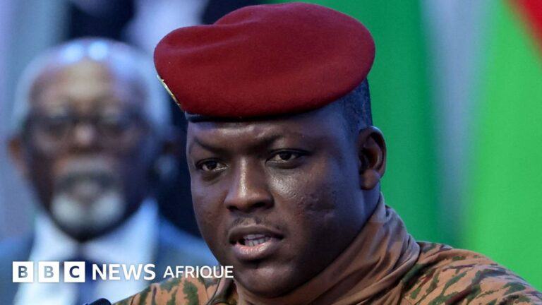 Le Burkina Faso abandonne-t-il la démocratie selon Ibrahim Traoré ?