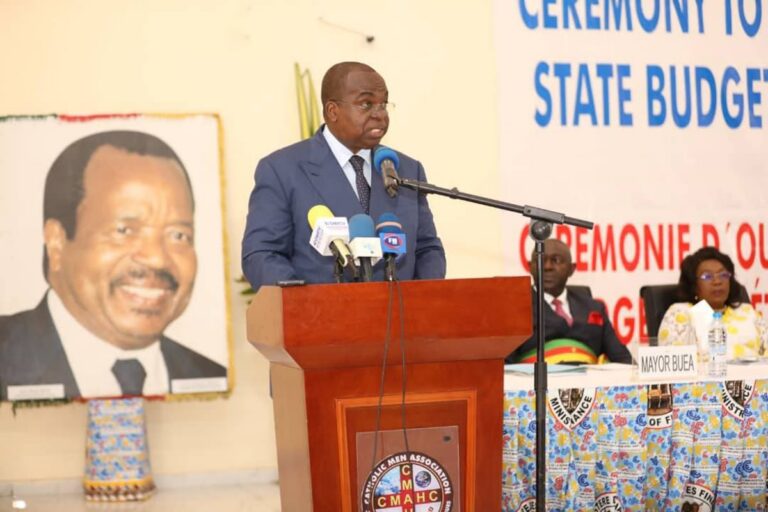 Le Cameroun classé emprunteur spéculatif par les marchés financiers