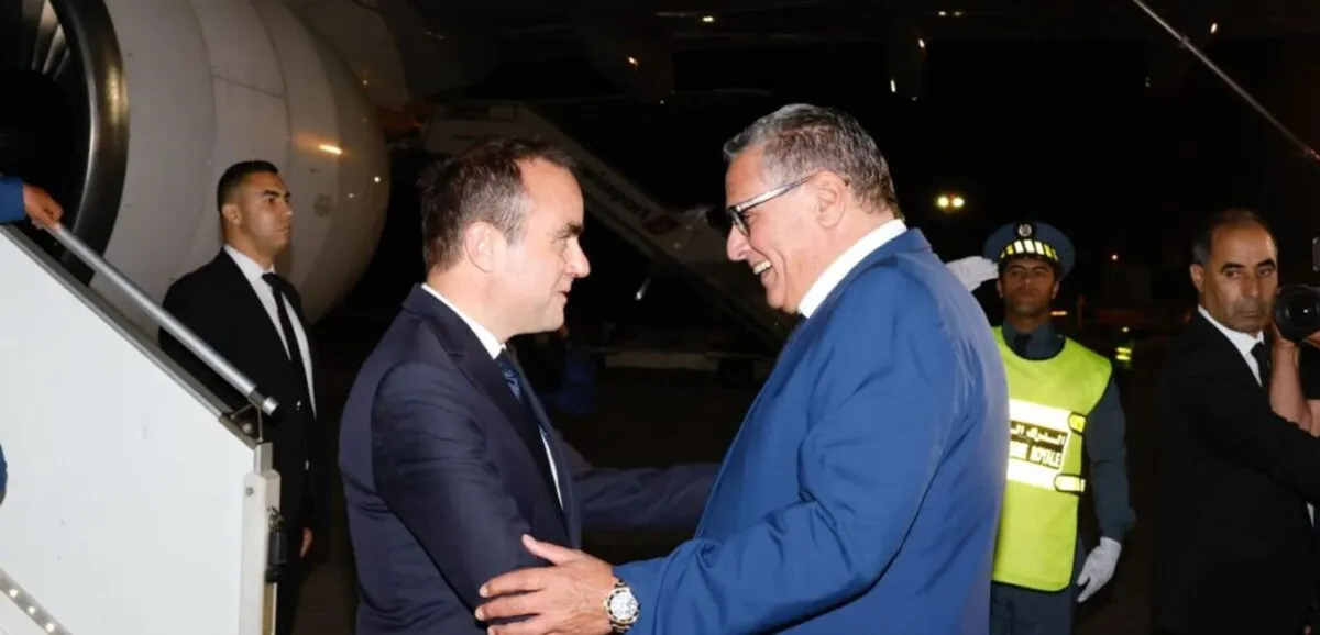 Lecornu et Aziz Akhannouch lors d'un entretien à Rabat