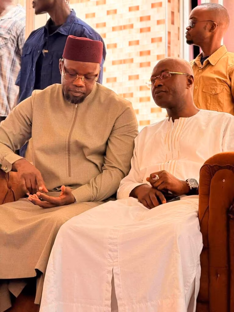 Moment de condoléances entre Ousmane Sonko et Diamil Sané