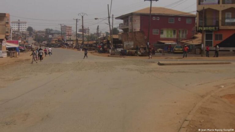 Détérioration de la route Douala-Bafoussam : un danger pour les camerounais