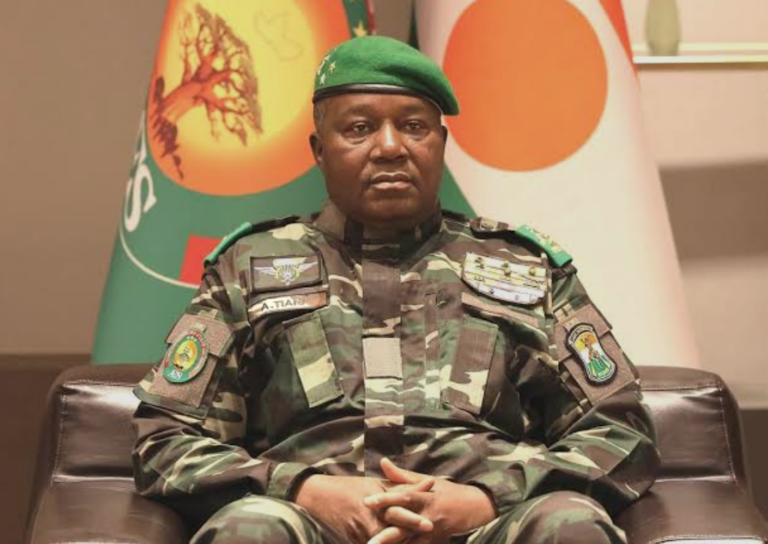 Niger : la purge ministérielle de Tiani plonge le pays dans une instabilité aux conséquences lourdes pour les Nigériens