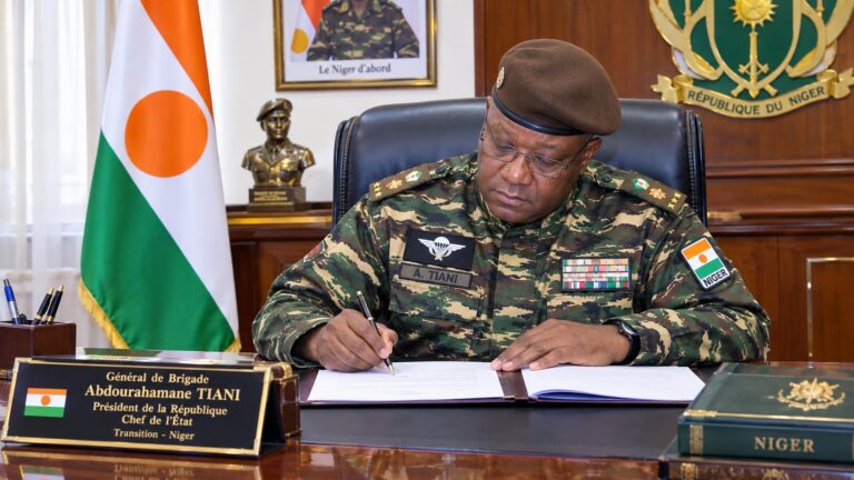 Niger : la nationalité, nouvelle monnaie d&rsquo;échange du pouvoir sous la junte de Tiani ?