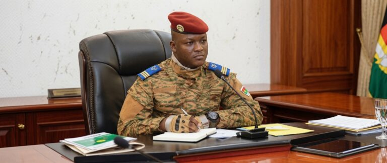 Burkina Faso : la dématérialisation de l&rsquo;administration peut-elle fonctionner sans sécurité ni éducation ?