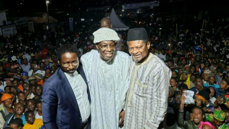 Cameroun : l&rsquo;opposition peut-elle encore se réunir après l&rsquo;attente d&rsquo;Anicet Ekane à Yaoundé ?