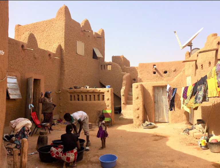 Frappes mortelles à Agadez : Niamey accuse la France sans preuves tangibles — le tournant qui fragilise la diplomatie régionale